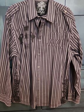 Roar Men's Black and White Vertical Stripe Button-Down Shirt